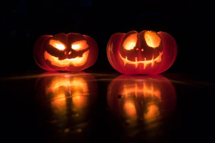 Soirée déguisée Halloween à la Cité U' Vert-Bois 1 jack o'lantern