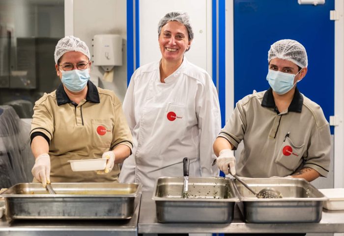 07 CROUS 70 ANS HD DSF8888 e1777459510751